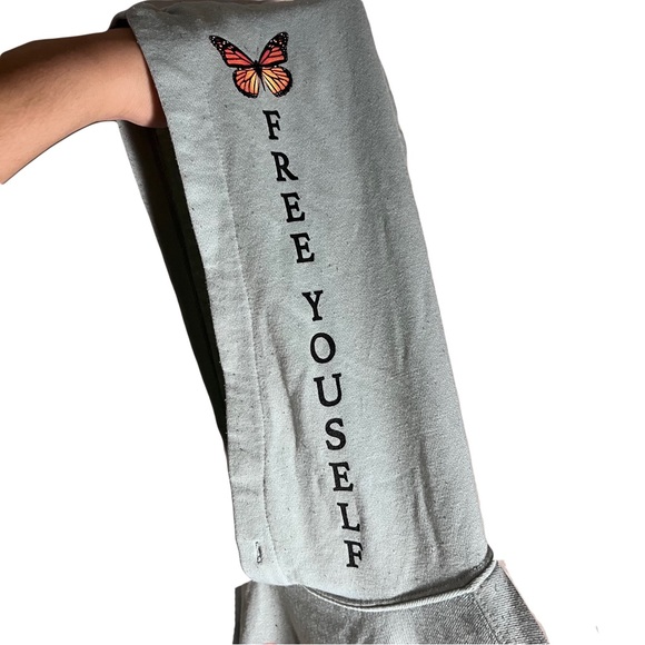 Butterfly Hoodie - Picture 4 of 4
